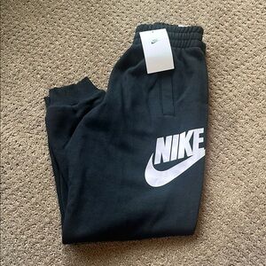 Nike Black Sweatpants Relaxed Fit Joggers, Boys Size Medium, NWT